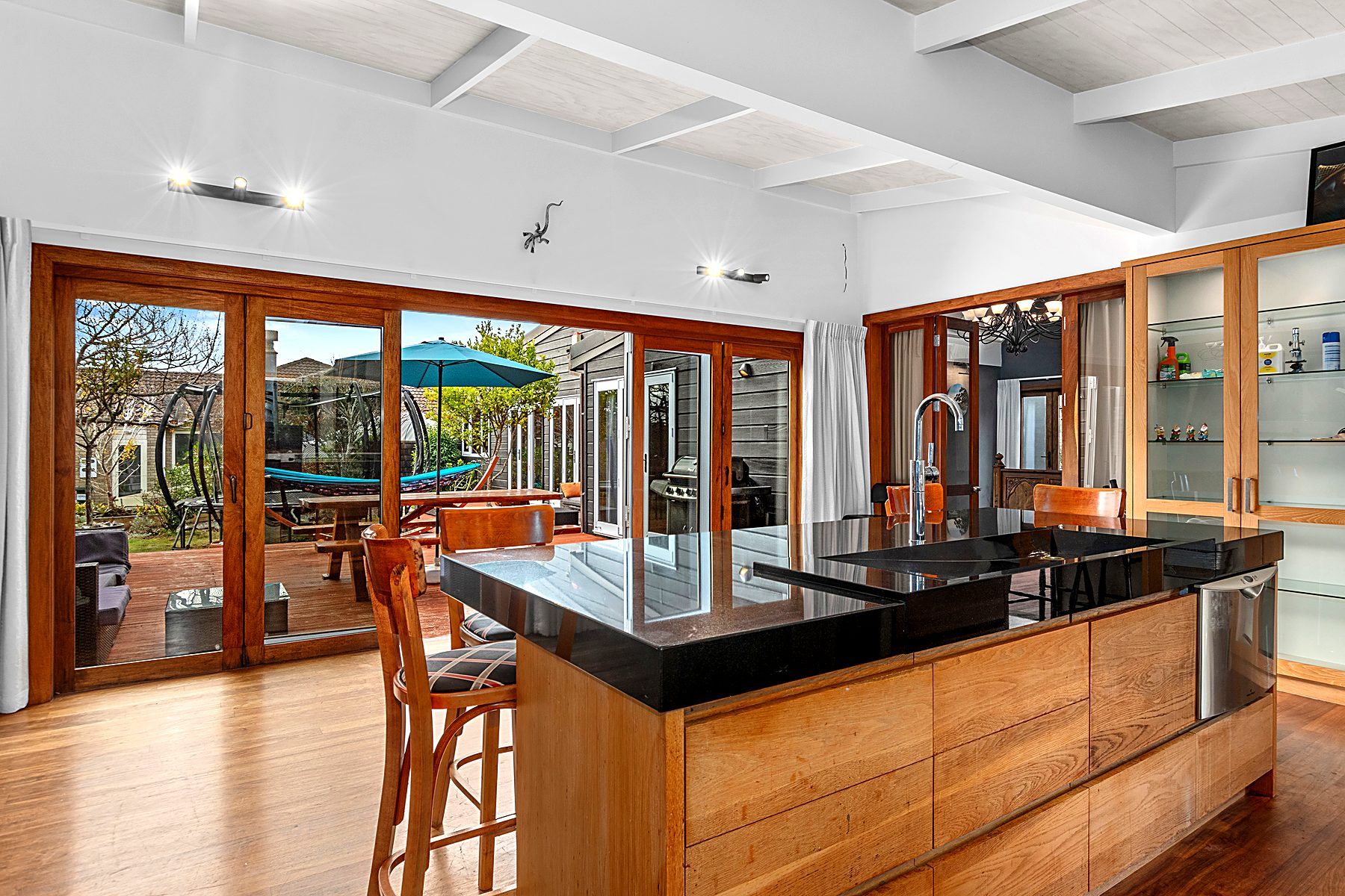 Kitchen flow to the living space